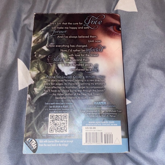 3/20$ Books 📚- Delirium - Picture 2 of 7